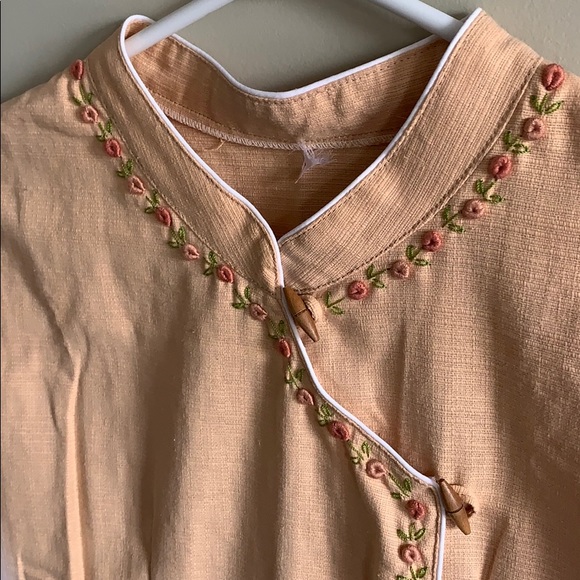 Chinese-Inspired T-shirt Blouse with Mandarin Collar - Picture 2 of 5